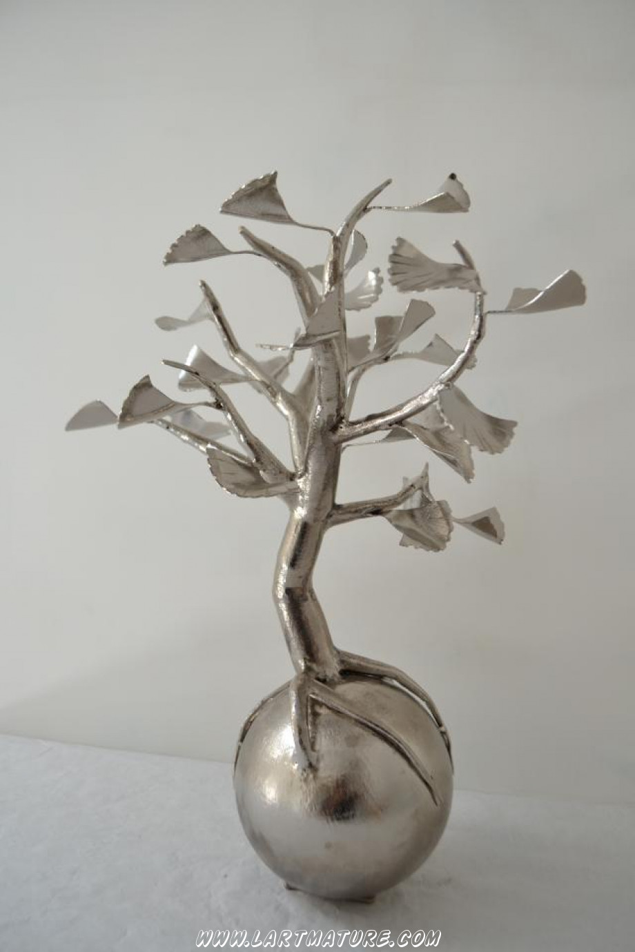 Ginkgo - Sculpture de Mich Mao