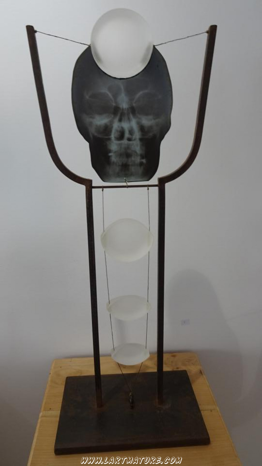 X-ray - Radiographie, Sculpture de Yves Jumeau alias Roboam